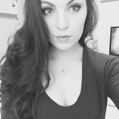 lyndsayaitken's profile picture. I don't wanna survive... I wanna live