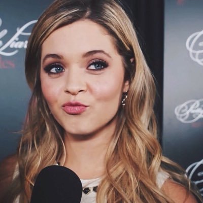 vampireliarss's profile picture. 