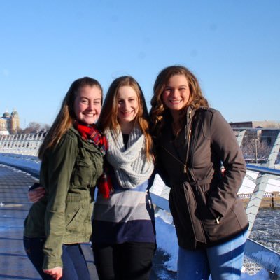 Emily_Baeth's profile picture. 