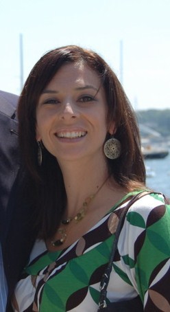 married working mother, food safety specialist, runner, foodie, love to explore new places and things.