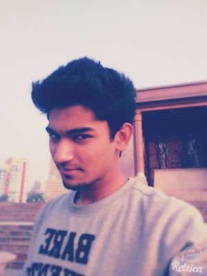 chit_tweet's profile picture. 