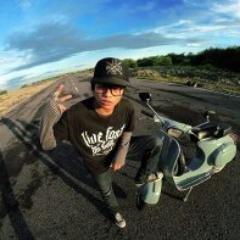 Curhat sak poll'e. Culke Loske Bribik liane CP: mbangtebu@gmail.com | TypiGalMupon