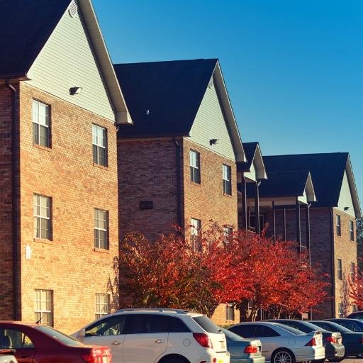 The newest ALL INCLUSIVE student housing community in Columbus. Located next to Columbus State University. We want YOU to #LiveGreenhill.