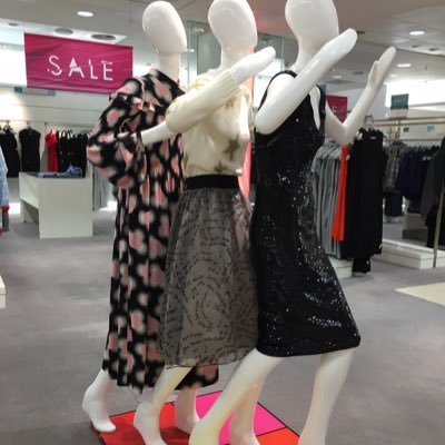 fashiontransits's profile picture. How to be a Tour Guide in 90 mins bestselling book https://t.co/6aCyk5Zy3R