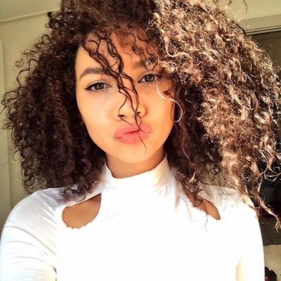 I post dimes constantly, submit two pictures you'd like posted along with your city. & you'll be featured