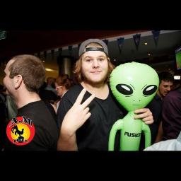 ClayConnolly's profile picture. I stream 5-6 days a week! 7am-4pm AEDT. I stream league of legends and occasionally counter strike! https://t.co/LYMO3pBhoa