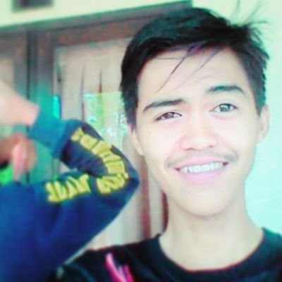 Ini saya, hidup saya. Jangan pernah hadir dalam hidup saya bila hanya ingin mengotori hidup saya! @Ynrprtmptri29