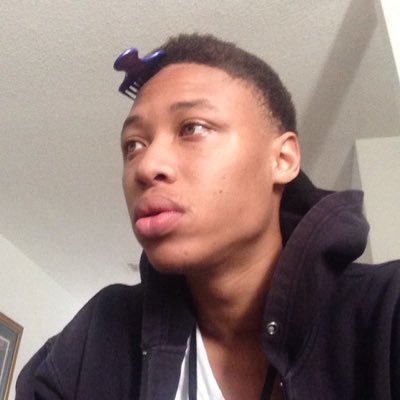 nevergaveup94's profile picture. 