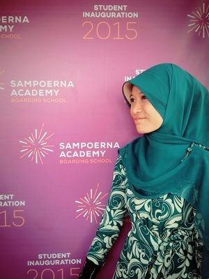 TeniYulianti's profile picture. Ubah perhatian menjadi doa karena doa adalah kekuatan | Posisi terendah yg menjadi keadaan tertinggimu adalah sujud | Di sepertiga malamMu :)