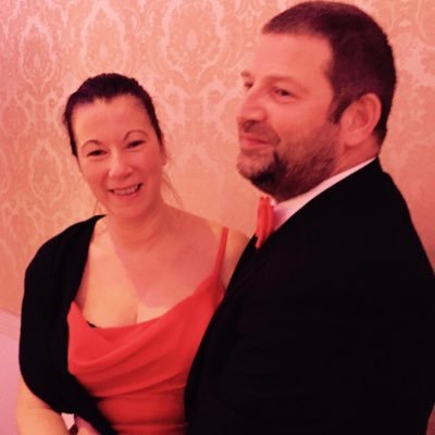 Husband to Fiona, Father to Joe. Mechanical Engineer. Extraordinarily low maintenance. Bicyclist. GAA & rugby enthusiast. Edenderry,Offaly, Leinster, Ireland.