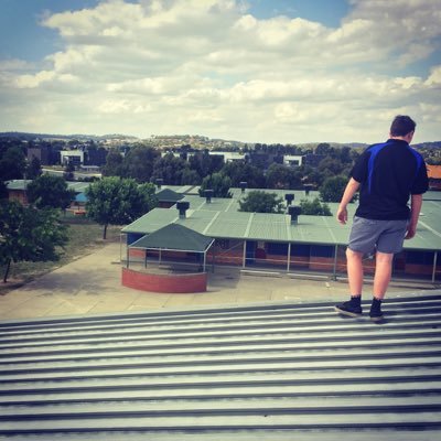 mccubber_'s profile picture. 