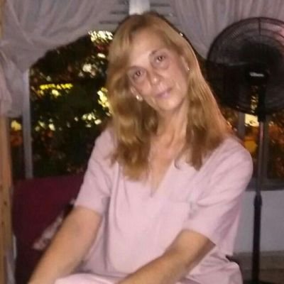 Masoterapeuta Integral - Terapeuta - Técnica Superior y Profesora en Reflexologia y Risoterapia - Turnos a domicilio. Fanática hasta la médula de la ACADEMIA!!