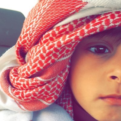لاَ تُرهِق نَفسِكَ بِالوَفاء ؛ فَ الجَمِيع يُرِيدَك حَسْب حَاجَتُه .