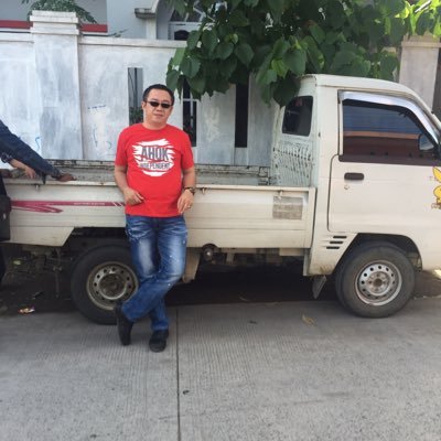 irwan_era's profile picture. male, 1975. scorpio boy, hobby: singing.prinsip : selalu bersikap rendah hati