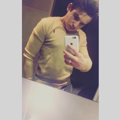 Madiyou23's profile picture. 18ans . Troyes . Snap: Jozuuu23