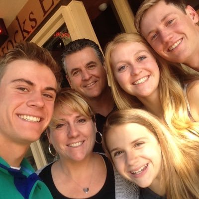 regantim33's profile picture. 