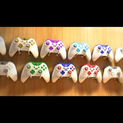 HelpMeClutch's profile picture. 