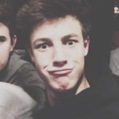 ZuziaWita's profile picture. 