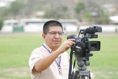 Portovejense, padre de 2 niños, periodista deportivo, y Analista Regional de Comunicación @DeporteEc