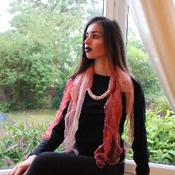 Handcrafted silk scarfs with fresh water pearls or semi precious stone ring necklaces. The perfect accessories.