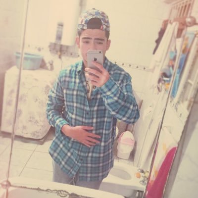 YerkoRamirezB's profile picture. 