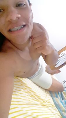 C eu Não morro De Ressaca, Não Vai ser Por Amoor Que Vou Morrer
' Snap...Gutinha