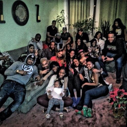 Th3princ3isYung's profile picture. Fun educated entrepeurnorial n exclusive