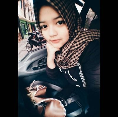 Cinta Itu Nggak Butuh Alasan..Kalo Cinta Butuh Alasan..Di saat alasan Itu Hilang Cinta Juga Akan Hilang Bersamanya