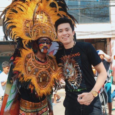 Official Fan page of our Superman here in Iloilo. https://t.co/YLZSlwb9ab… acct was made on /3.8.13/ followed by Kimpoy on *4.22.13*