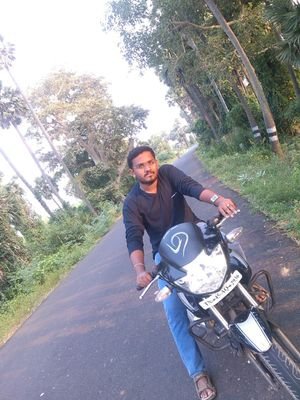 lovely_lathif's profile picture. 