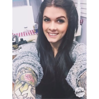 Instagram: charlie_1896