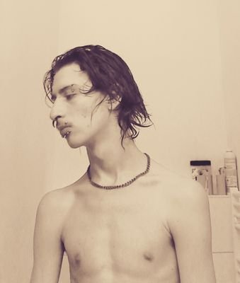 FabianAnarchy97's profile picture. wtf what for bio