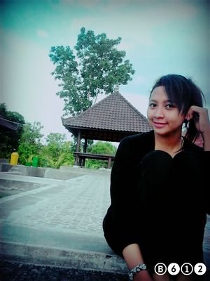 phoetrychabby's profile picture. thank's buat semua.a ky. apapun itu :')