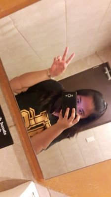 impatreesha's profile picture. new twitter: @impatatim