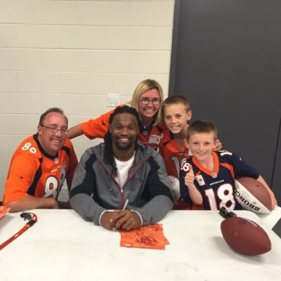 ShannonKnobel's profile picture. Founder and President, MOD MOMS, LLC