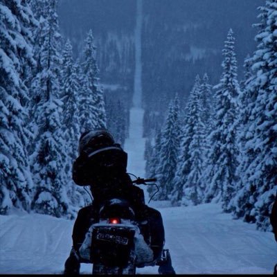 stc_qwe's profile picture. أستغفر الله العظيم ... وأتوب إليه .. سامحوني ..