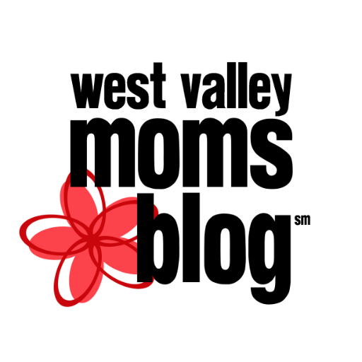 Connecting Phoenix, AZ and West Valley moms to local resources, businesses and each other!