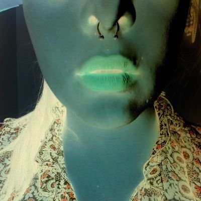 LaJanyz's profile picture. ¿Y qué sería de la vida sin un soundtrack?