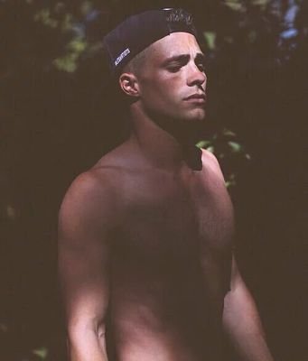 coltonhaynes07's profile picture. 18 ans. Lunatique. Intolérant à l'intolérance. Hétéro