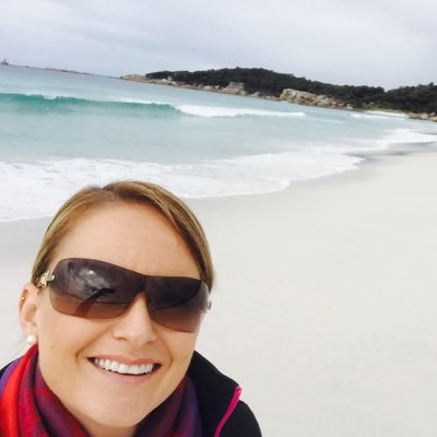 laralowndes's profile picture. 👩🏼‍🔬👩🏼‍💻Closet nerd 🐶🥗Animal & vege patch tragic  🏎💨 Disproportionate amount of time at race tracks with @craiglowndes888