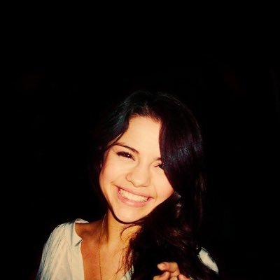 cecelia_rom's profile picture. I like to think I'm not the freak people make me out to be