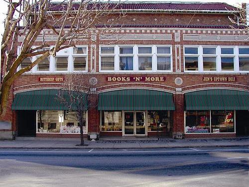 Booksnmoreorg's profile picture. Books 'N' More, an independently owned online bookstore. https://t.co/H8c2xmrcOh