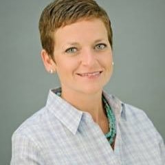Business Development Manager for Dr. Rob Bell | 💍 @drrobbell | 👧🩷👦💙| 🏡🐶🍫 lab 🤎| “this too shall pass”