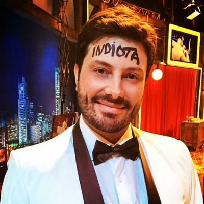 Embora carregue o nome Gentili este fc não é apenas para o Palmitão, e sim dedicado a todo o elenco do The Noite. Parceria com @itsdanilog. Dona: Jamili