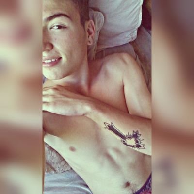 Mi corazón, mi respeto y mi amor solo se lo doy al mas grande del mundo RIVER PLATE

((11 5766-9490 wpp)) ((Nicolas C. Ortiz Face))

Todo llega, todo pasa, todo