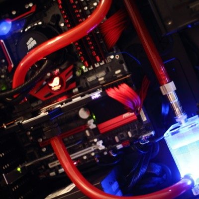 computers_daily's profile picture. Thanks to @razer for the header pic. I love computers. I will post daily pics and tweets of builds, reviews, and well budgeted parts.