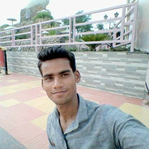 sujitjain095's profile picture. 