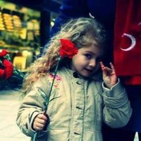 ruhsuz insan (@tna_hlm) 's Twitter Profile
