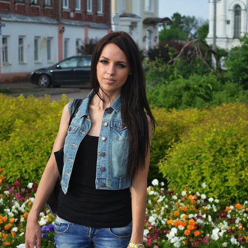 klmnt7's profile picture. АК-47: только благодаря ему демократия ещё не везде победила.