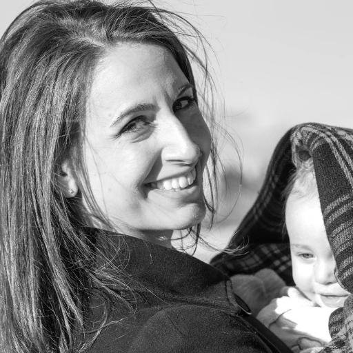 rachelhepworth's profile picture. Mixing witty repartee and marketing @notionhq